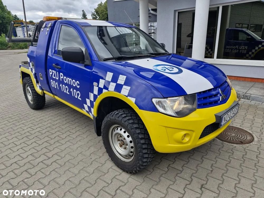Mitsubishi L200 - 3