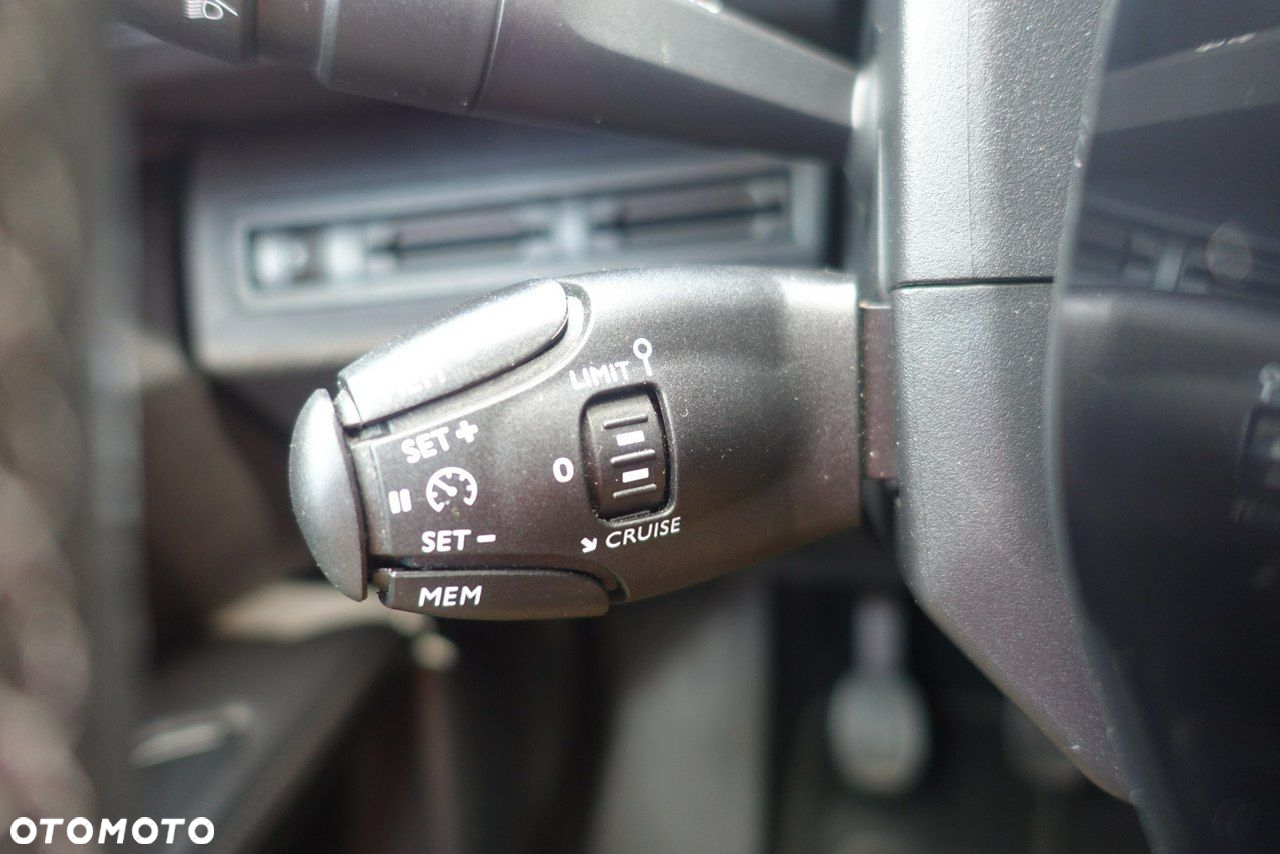 Peugeot 3008 - 27