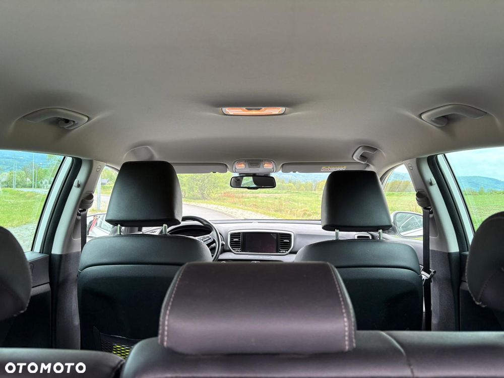 Kia Sportage 1.6 CRDI MHEV Black Edition 2WD DCT - 10