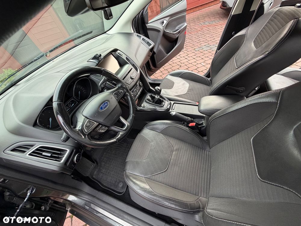 Ford Focus 1.5 TDCi Titanium - 14