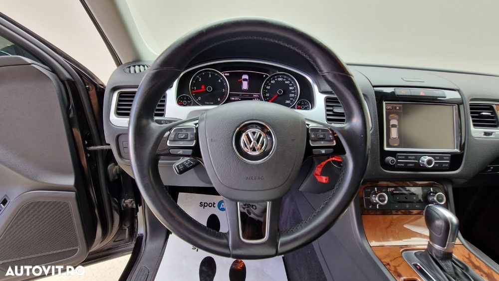 Volkswagen Touareg 3.0 V6 TDI BMT - 14