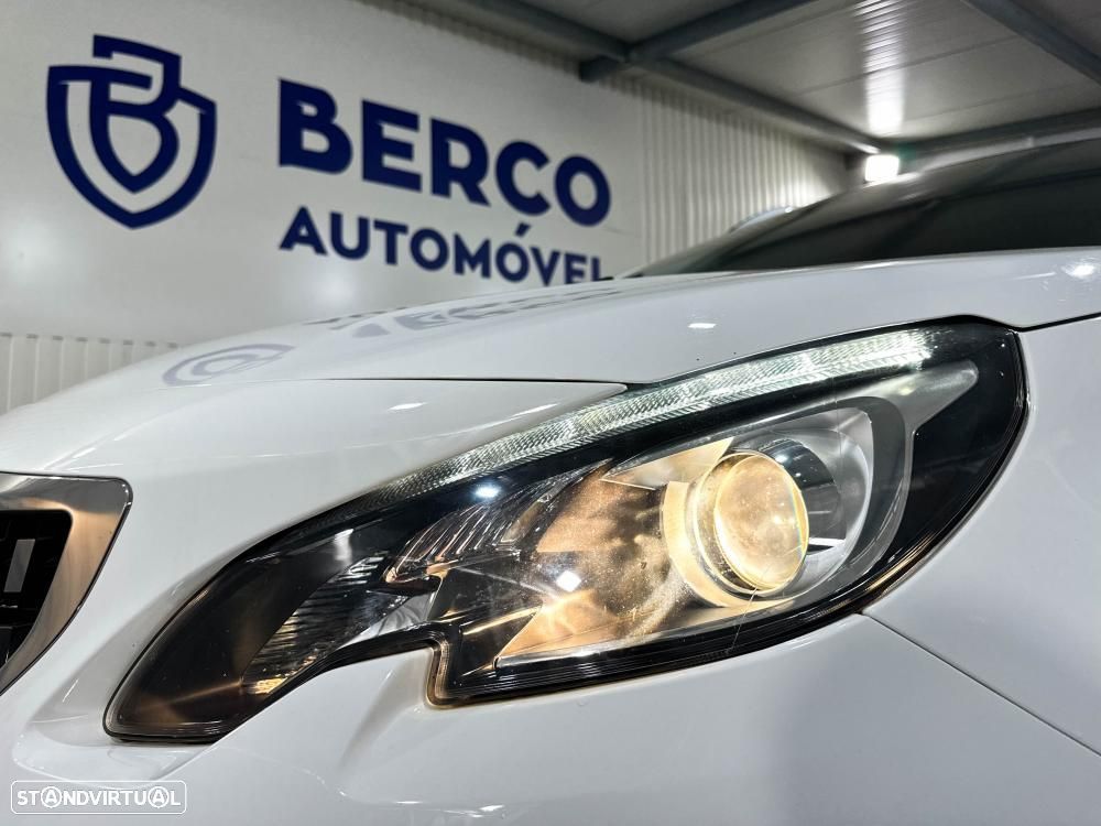 Peugeot 2008 1.2 PureTech GT Line - 14