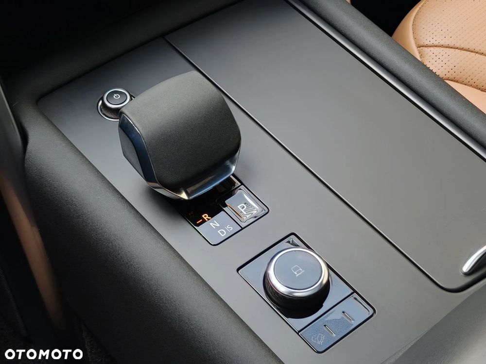 Land Rover Discovery 3.0 D250 mHEV Dynamic SE - 34