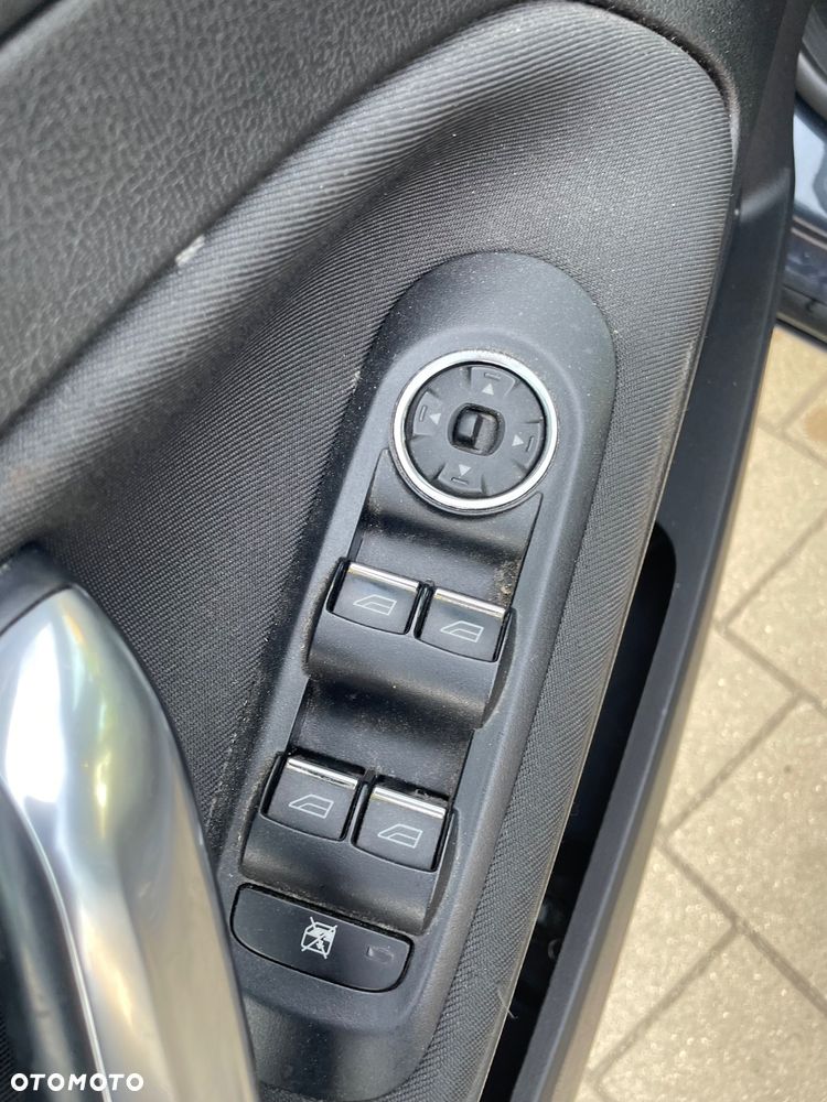 Ford Mondeo 2.0 TDCi Titanium X - 12