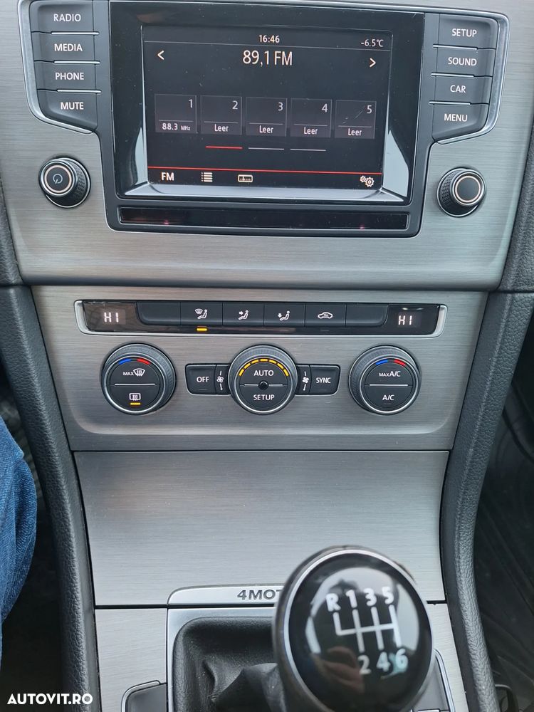 Volkswagen Golf 1.6 TDI 4Motion BlueMotion Technology Comfortline - 14