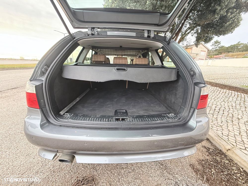 BMW 520 d Executive - 32