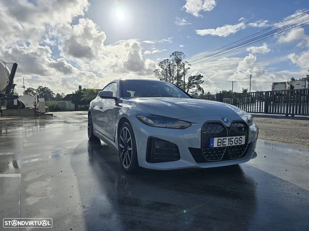 BMW i4 eDrive40 Pack Desportivo M - 3