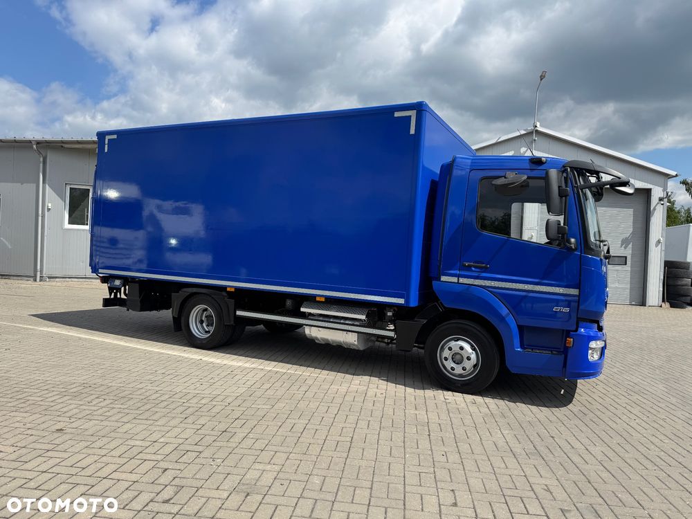 Mercedes-Benz ATEGO 816 KONTENER IZOTERMA  5.30m+ WINDA - 26