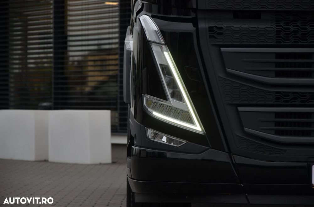 Volvo FH 500 NEW / EURO 6 / 2023r. / KLIMA P. / FULL LED / ACC / WAGA / NAVI / KAMERA / DE / 8800 - 7