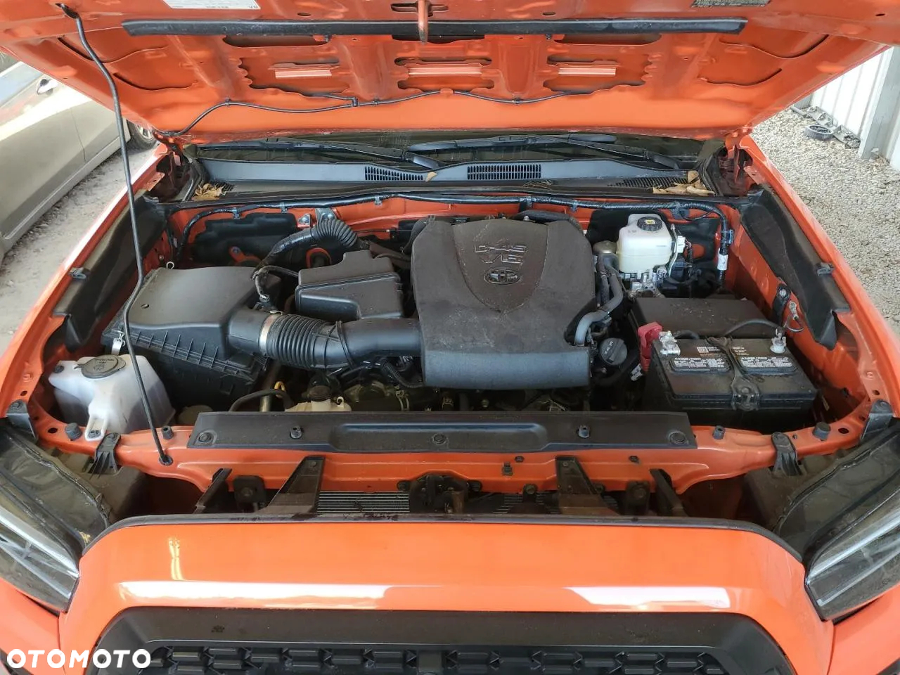 Toyota Tacoma - 11