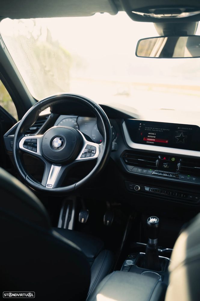 BMW 116 d Pack Desportivo M - 5