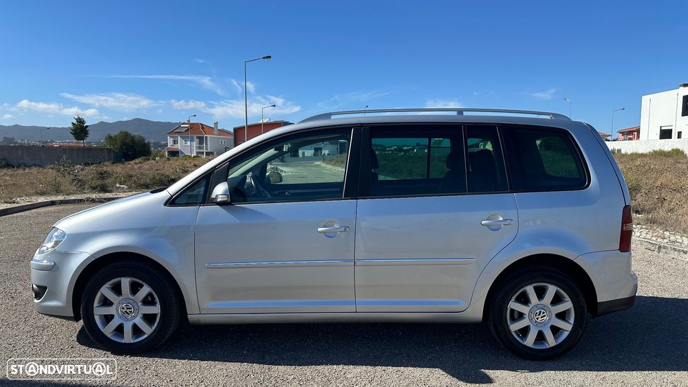 VW Touran 1.9 TDi Highline BlueM. 7L - 6