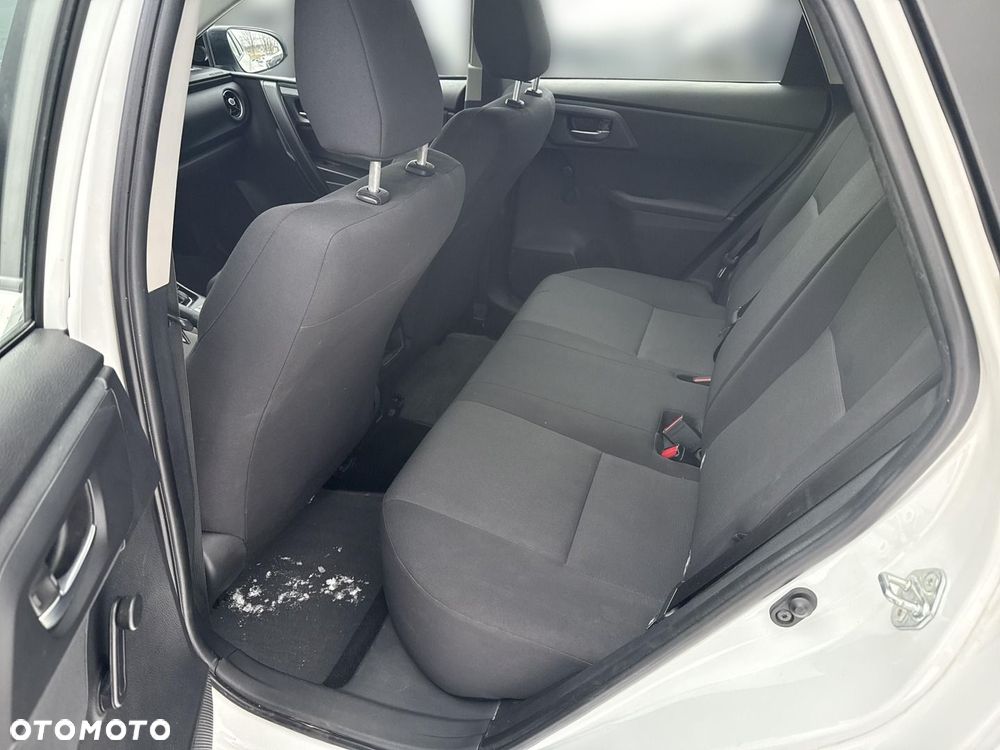 Toyota Auris 1.33 VVT-i Active - 11