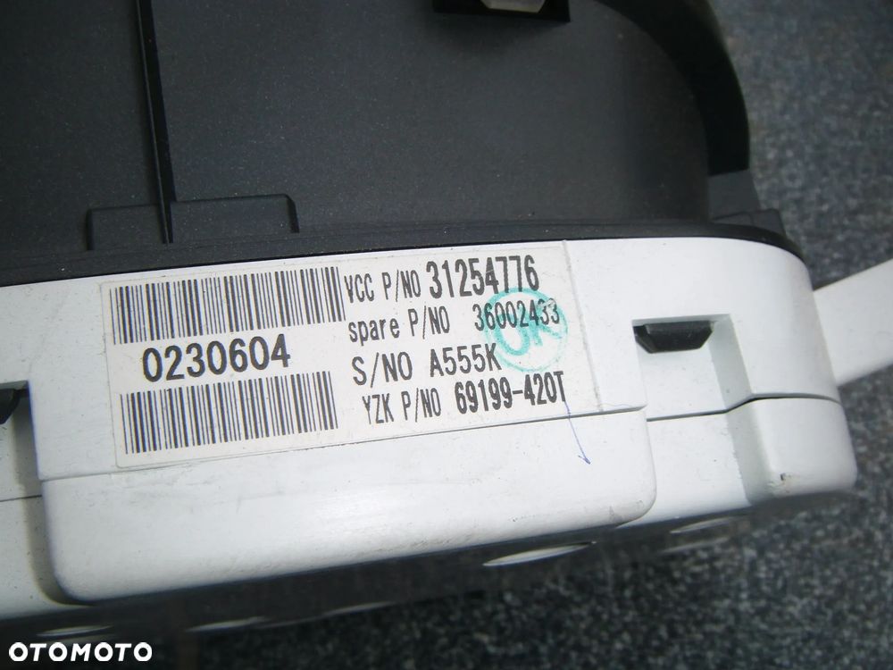 volvo v50 1.6d 08r licznik- zegar 31254776 - 2