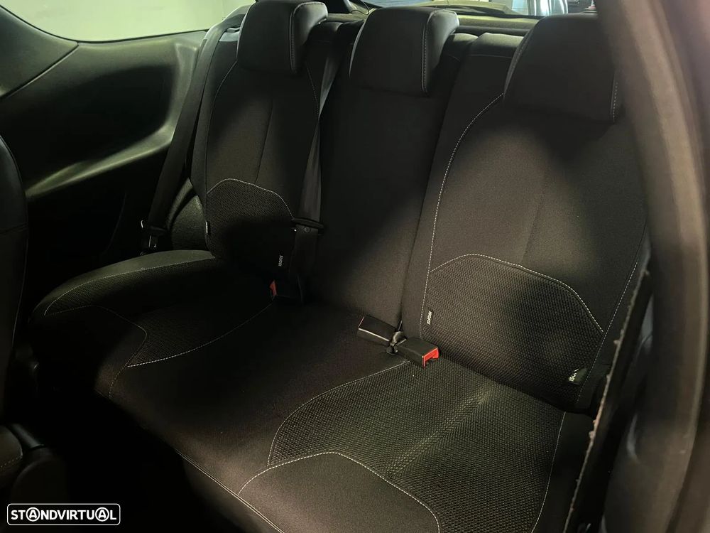 Citroën DS3 1.6 e-HDi So Chic ETG6 - 17