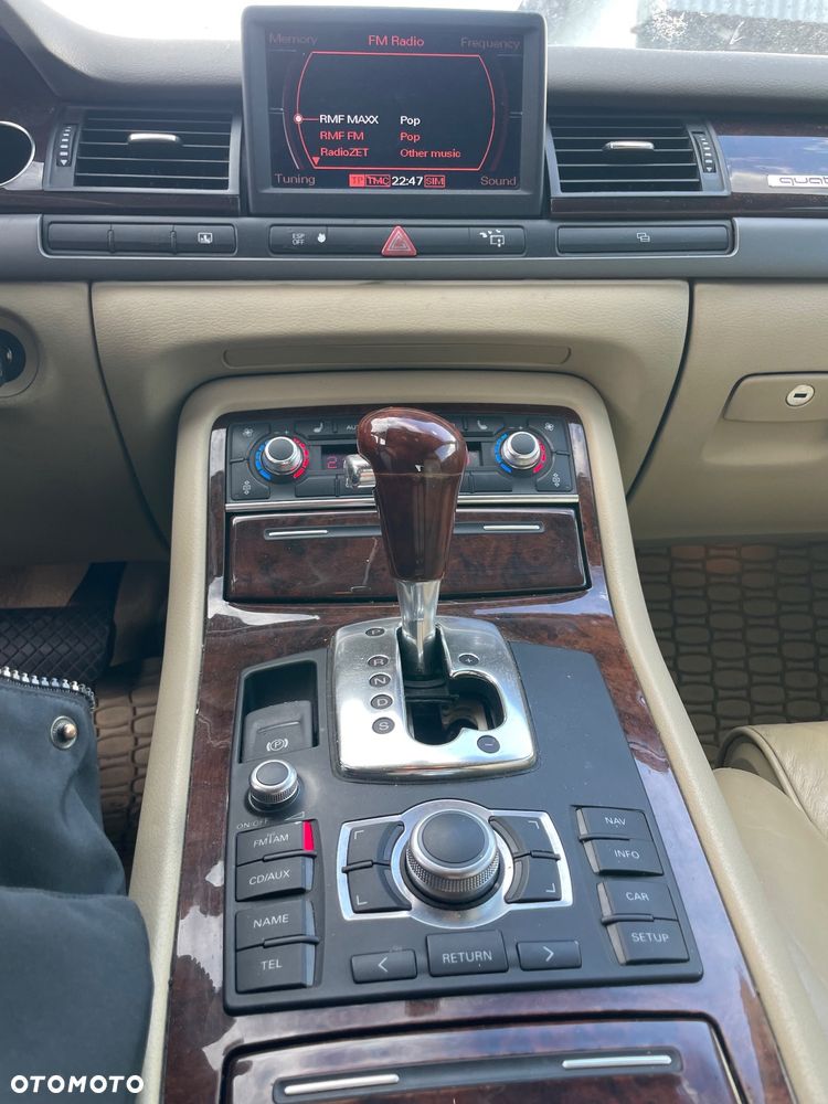 Audi A8 - 14