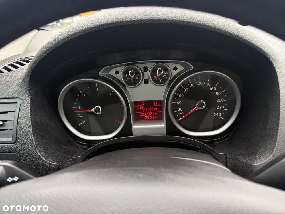 Ford Kuga 2.0 TDCi 2x4 SYNC - 17