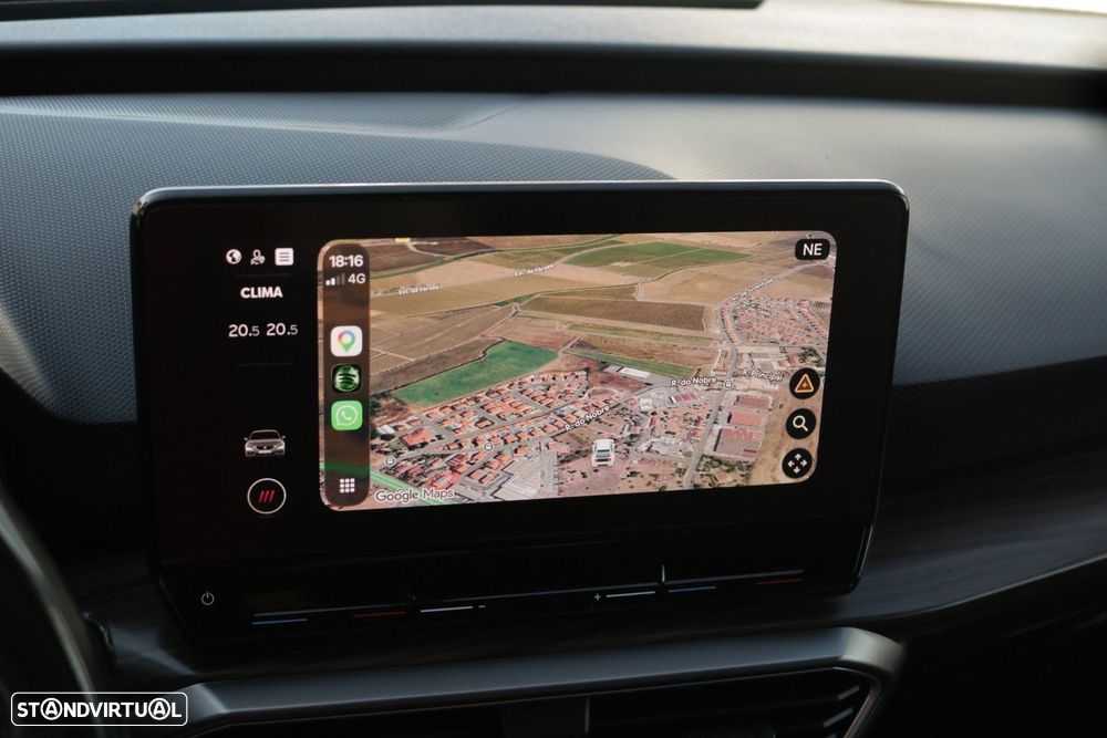 SEAT Leon 1.4 e-Hybrid Xcellence DSG - 48