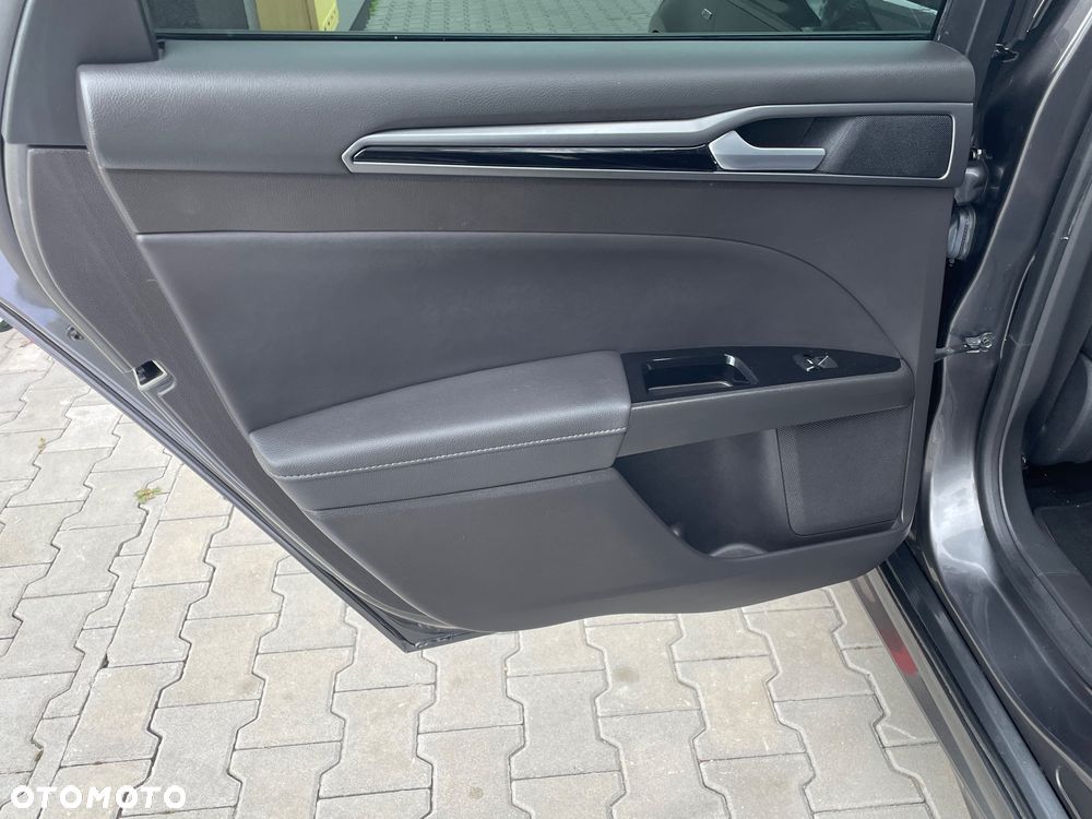 Ford Mondeo - 20