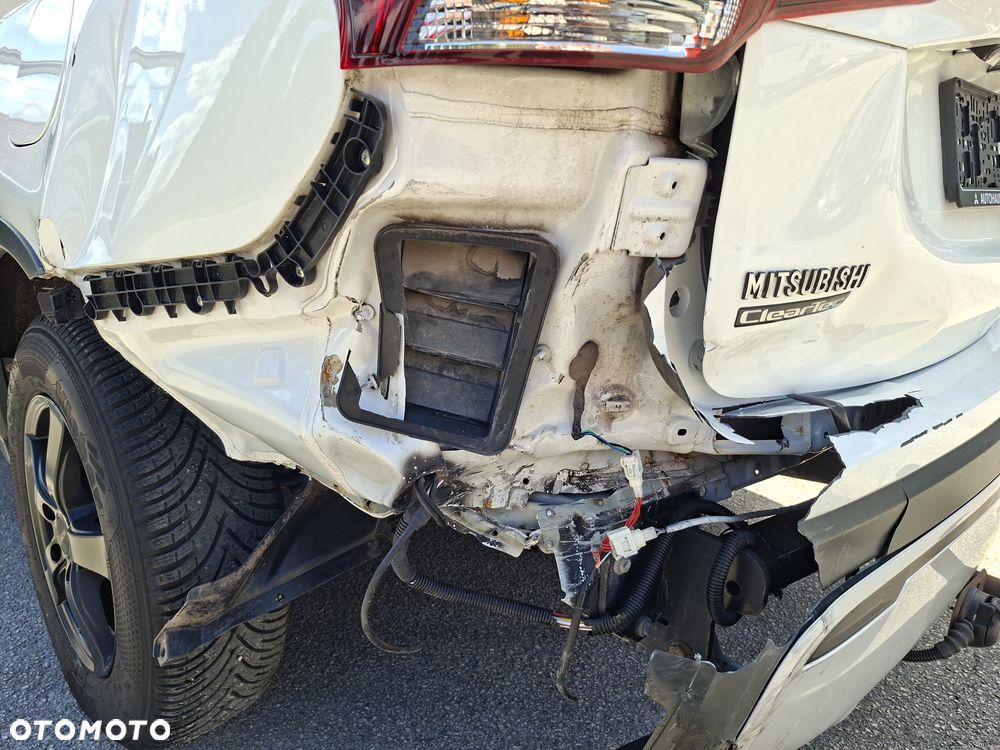 Mitsubishi Outlander 2.0 2WD - 27