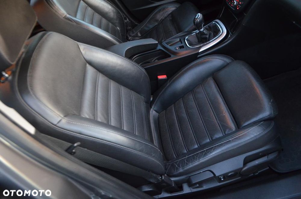 Opel Insignia 2.0 CDTI Sport - 21
