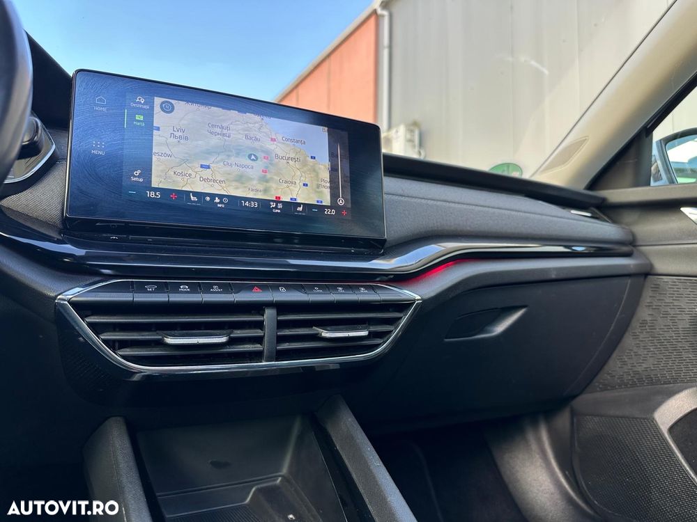 Skoda Octavia Combi 2.0 TDI DSG First Edition - 22