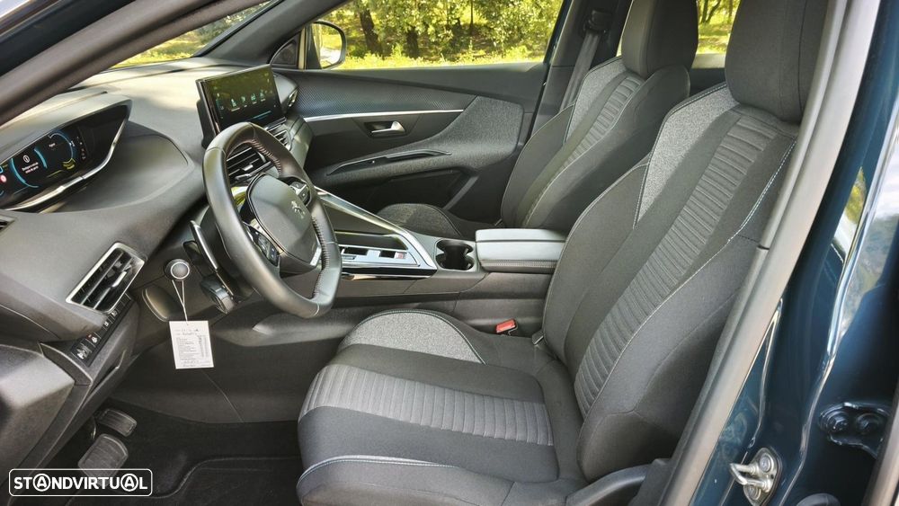 Peugeot 3008 1.6 Hybrid Allure Pack e-EAT8 - 29