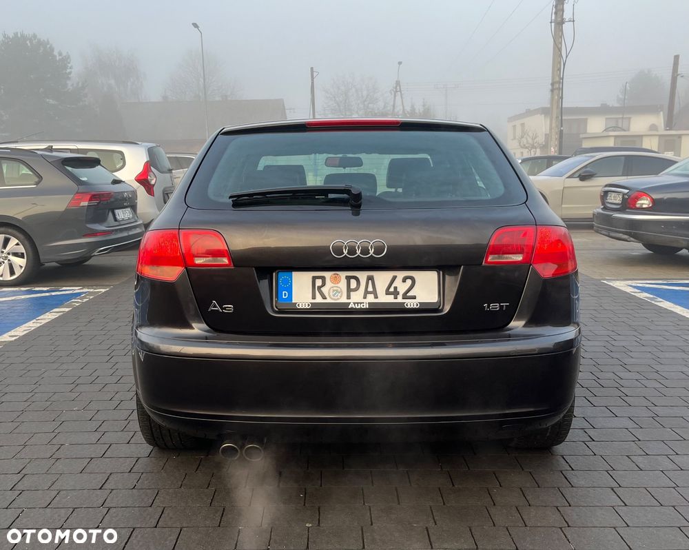 Audi A3 Sportback 1.8 TFSI S line Sportpaket Plus - 6