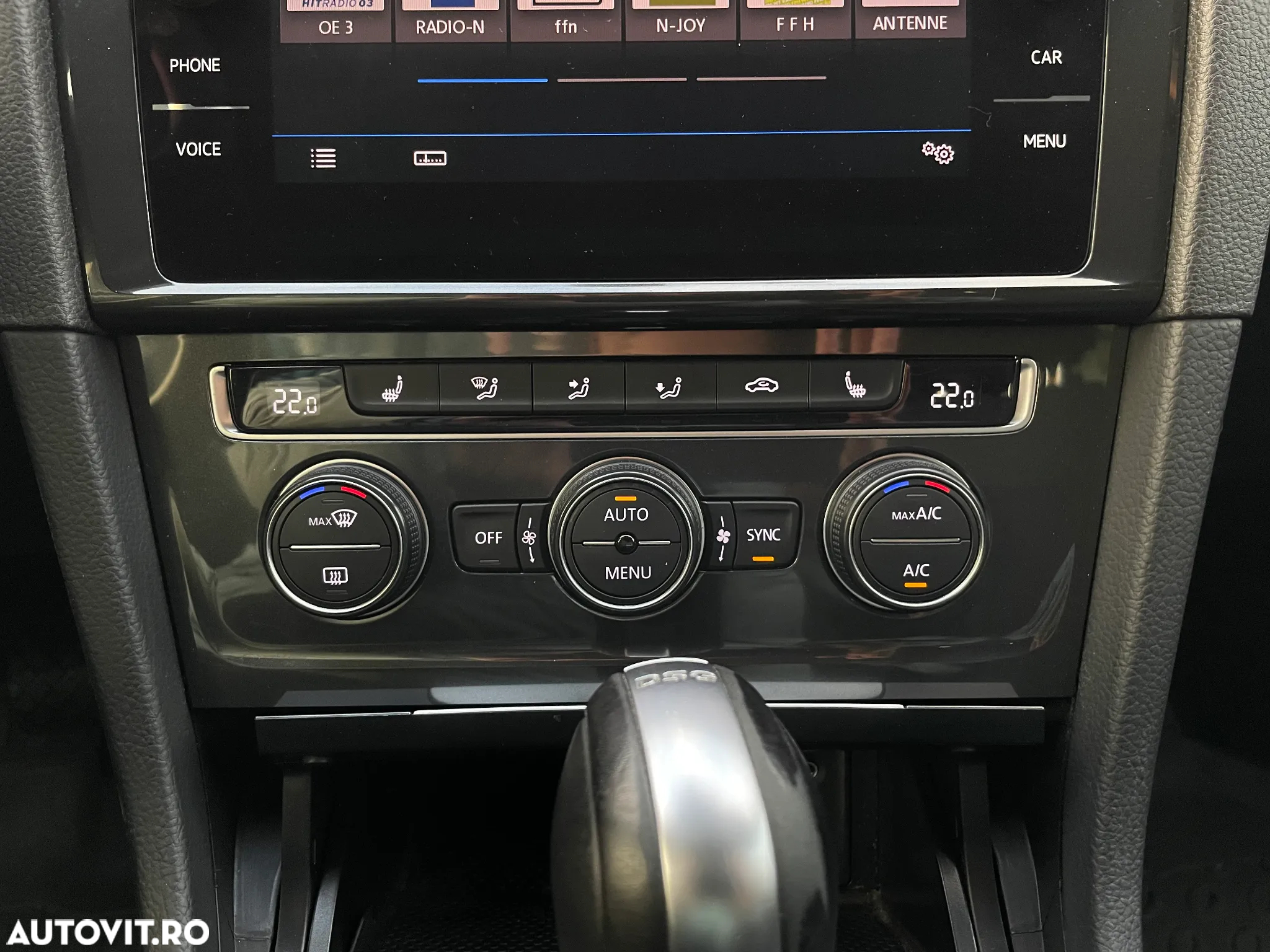 Volkswagen Golf 1.6 TDI DSG Highline - 27