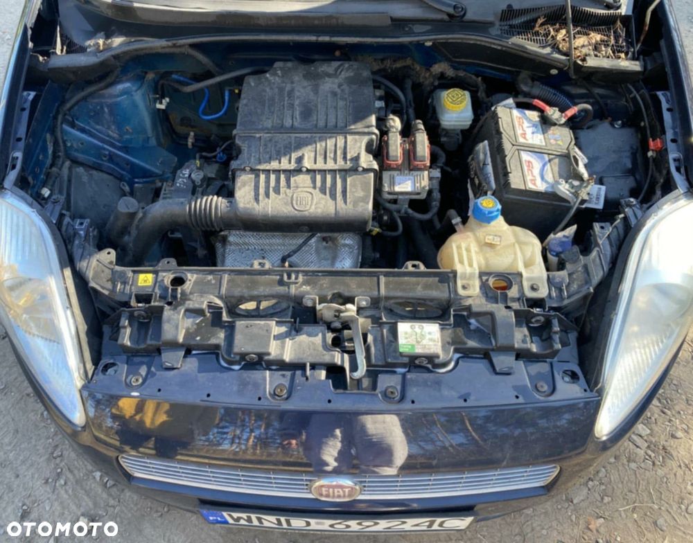 Fiat Grande Punto - 5