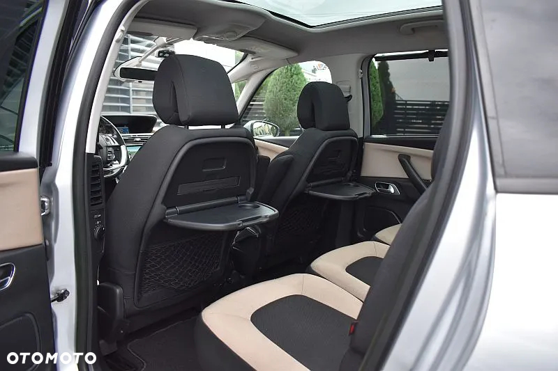 Citroën C4 Grand Picasso e-HDi 115 ETG6 Exclusive - 19