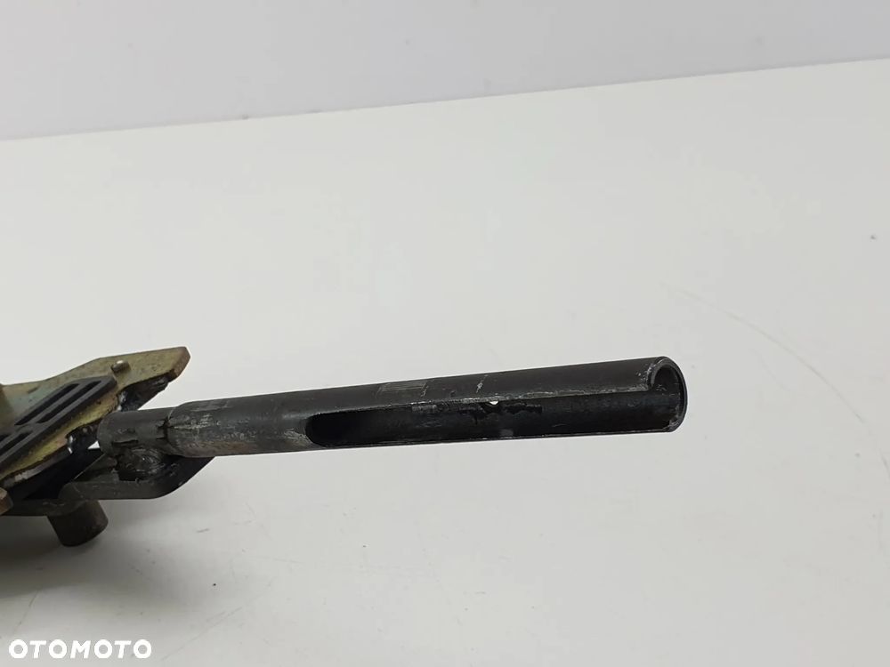 DZWIGNIA BIEGOW WYBIERAK DRAZEK  TGB BLADE 250 - 4