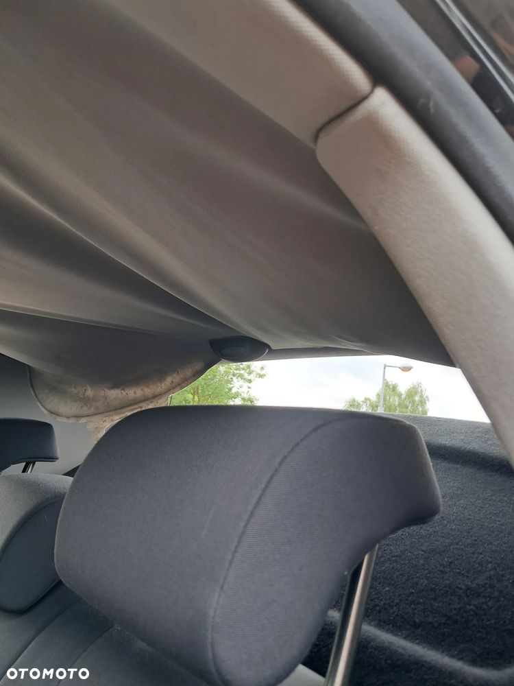 Volkswagen Golf 1.9 TDI Trendline - 32