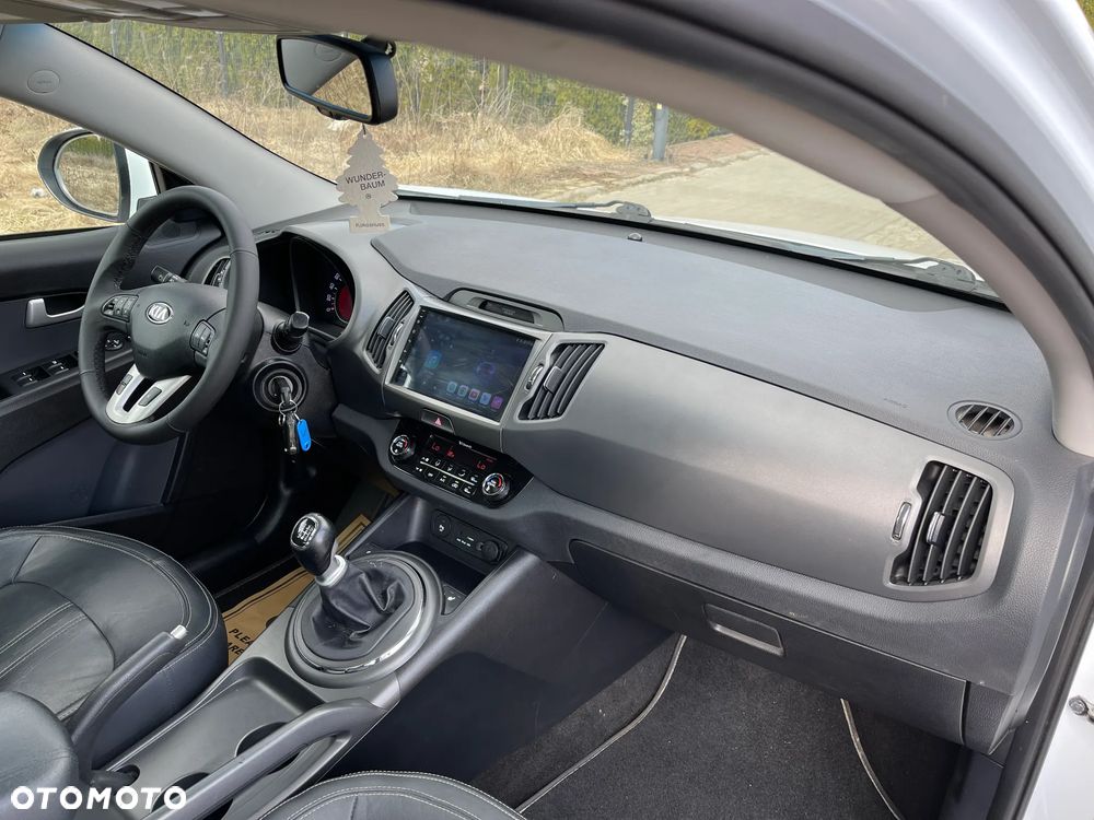 Kia Sportage 2.0 CRDI 4WD Dream-Team Edition - 15