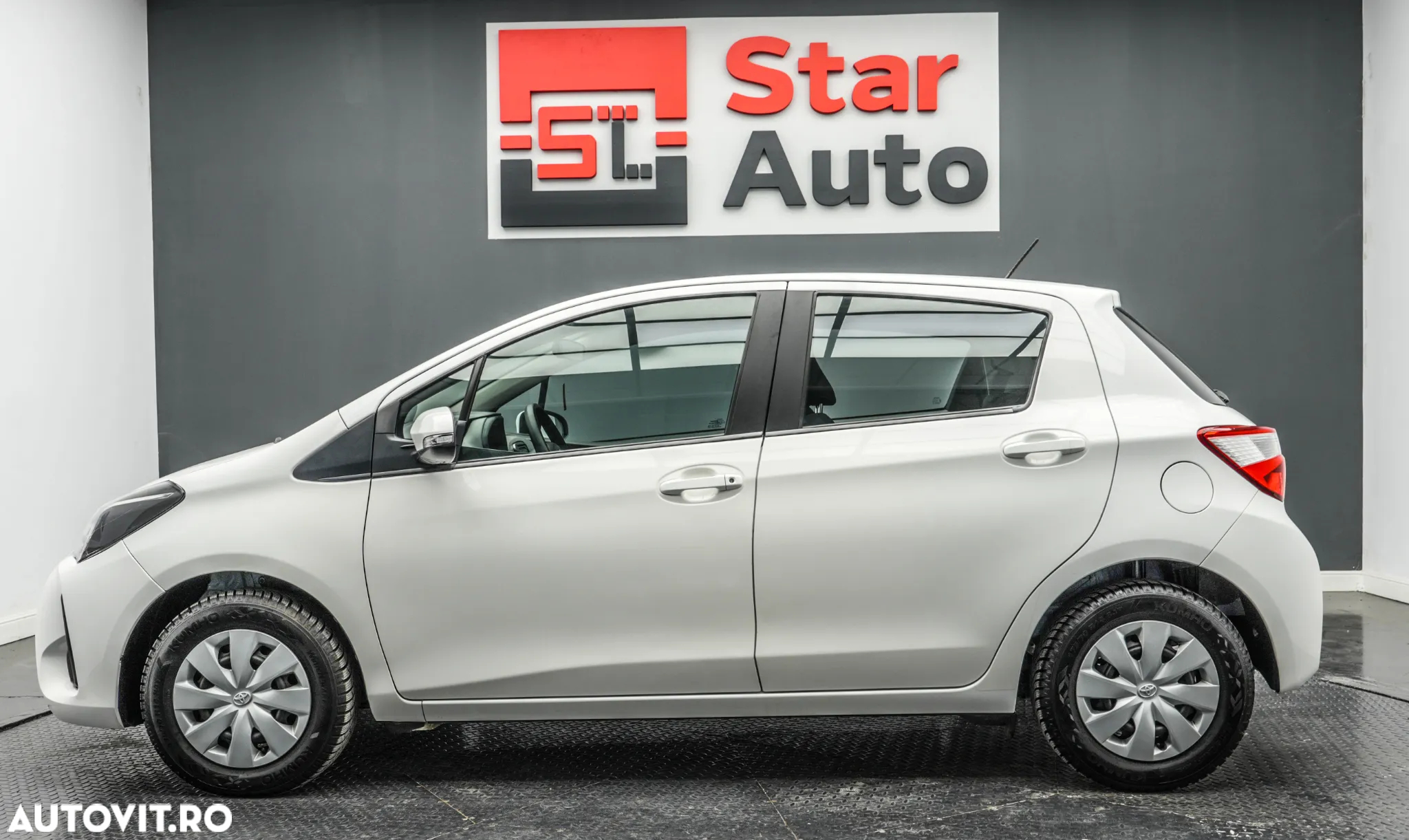 Toyota Yaris 1.0 L Eco - 9