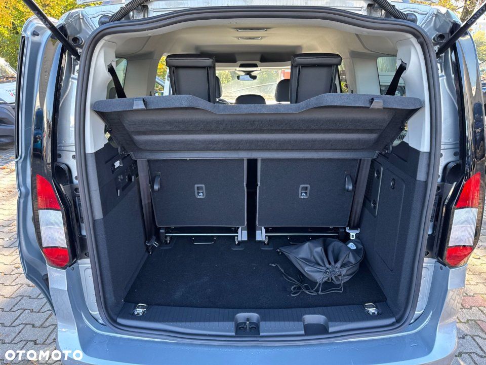 Ford Tourneo Connect - 17