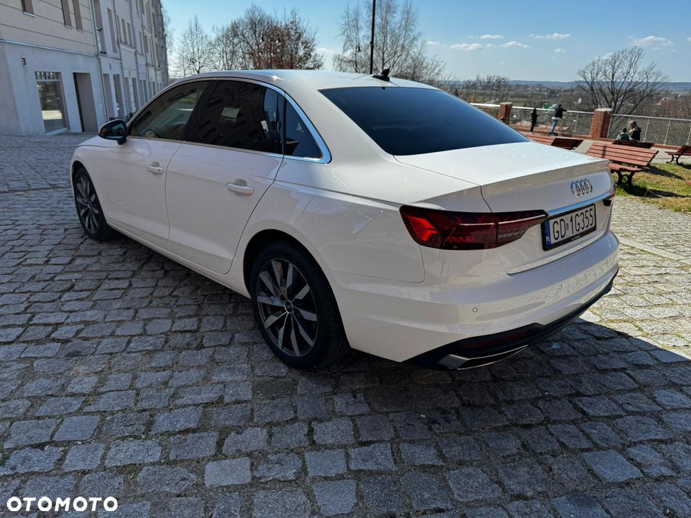 Audi A4 Limousine - 3