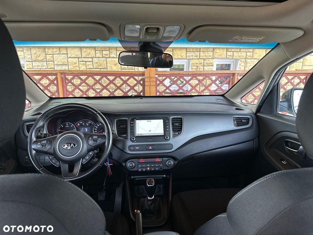 Kia Carens 1.7 CRDi M 7os EU6 - 21