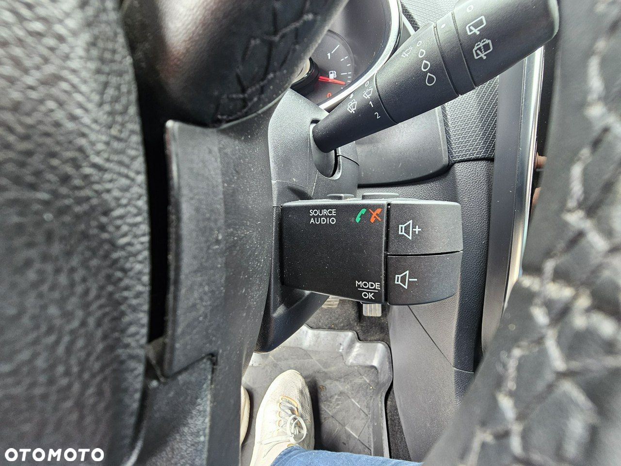 Renault Clio - 23