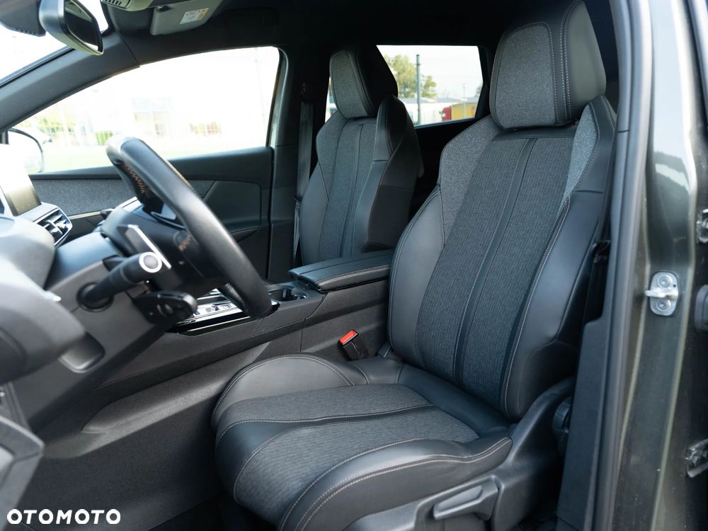 Peugeot 5008 1.6 PureTech GT Line S&S EAT8 - 19