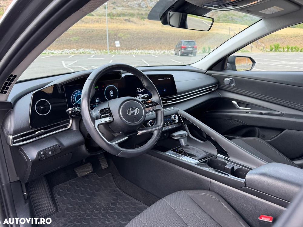 Hyundai Elantra 1.6 l 123 CP CVT Highway - 5