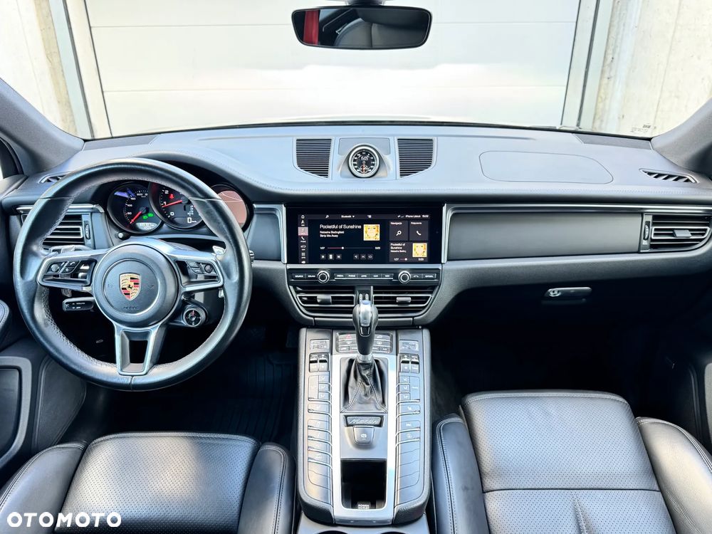 Porsche Macan Standard - 9