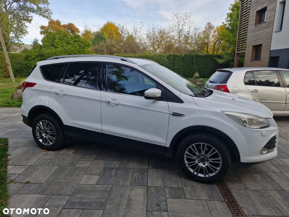 Ford Kuga 2.0 TDCi 4x4 Titanium - 10
