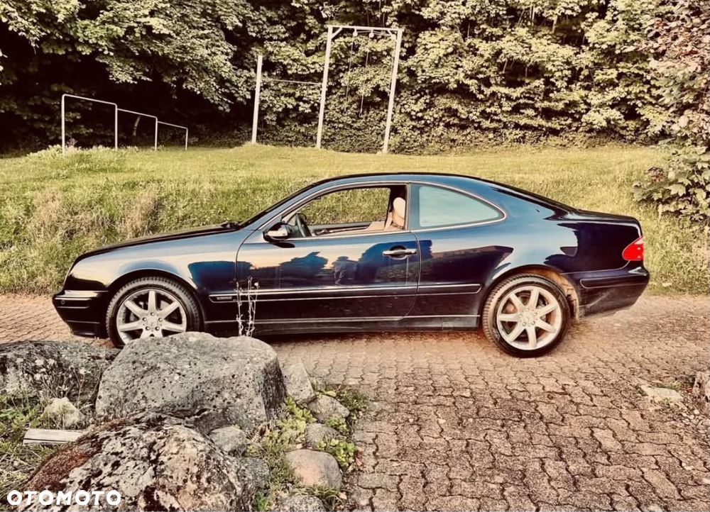 Mercedes-Benz CLK - 2