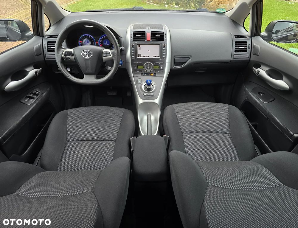 Toyota Auris - 16