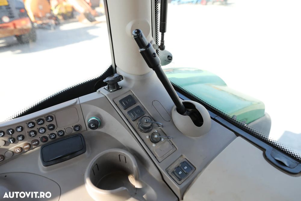 John Deere 6120 R - 24