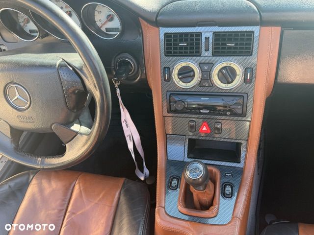 Mercedes-Benz SLK - 9