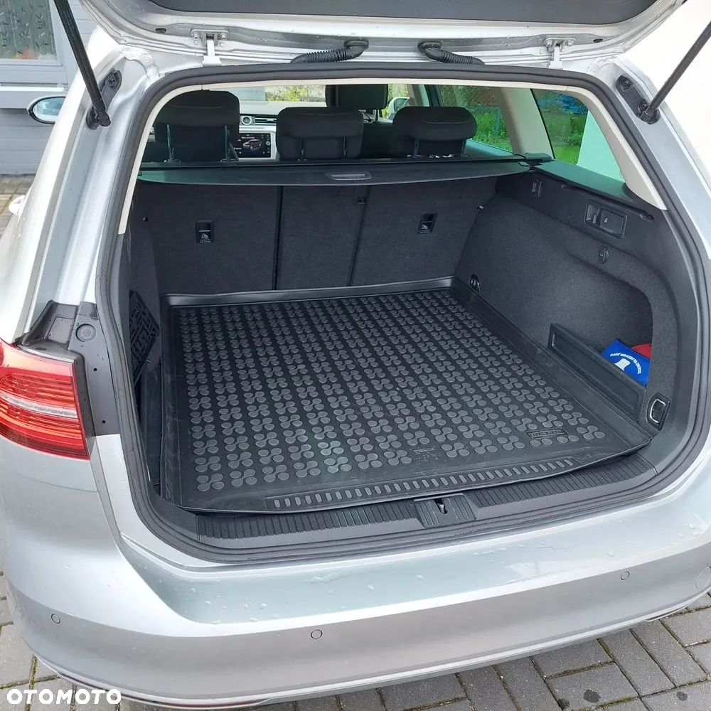 Volkswagen Passat 2.0 TDI BMT Comfortline DSG - 10