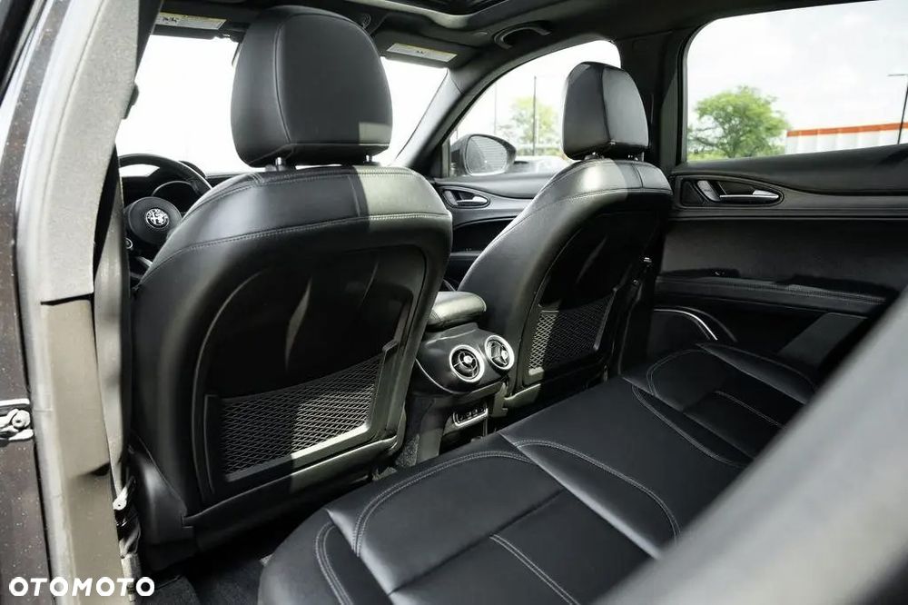 Alfa Romeo Stelvio 2.0 Turbo TI Q4 - 26