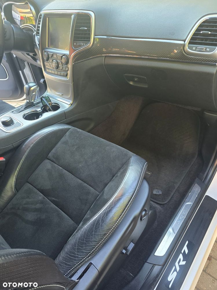 Jeep Grand Cherokee 6.4 V8 SRT8 EU6 - 11